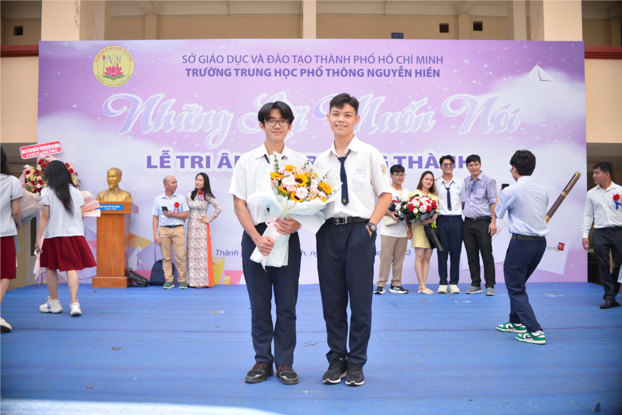 DSC_2439_1.jpg